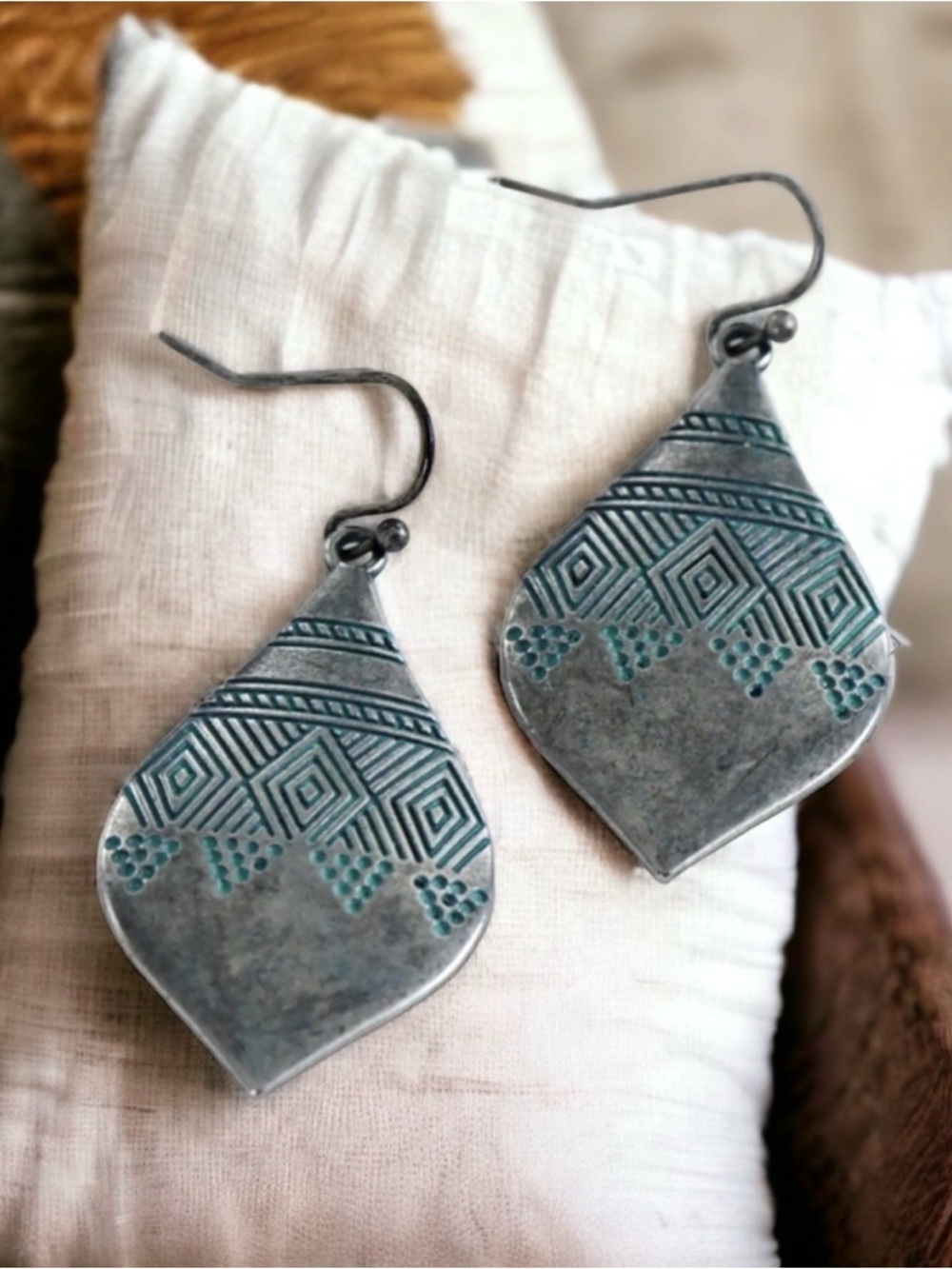 New Boho Tribal Turquoise Patina
Dangle Earrings - Picture 3 of 4